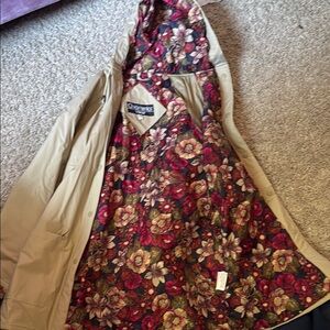 Obermeyer Women's Tan Floral Lined Jacket